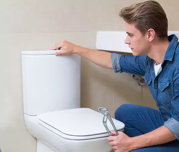 Expert Plumber for Toilet Replacement in Saco, ME: Schedule Affordable Toilet Replacement Services with Us