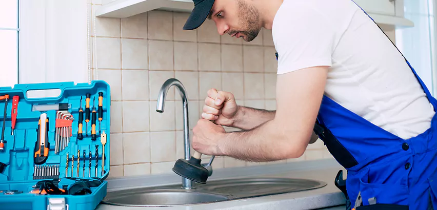 Emergency Plumber in Saco