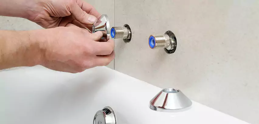 Bathtub Faucet Diverter Replacement in Saco